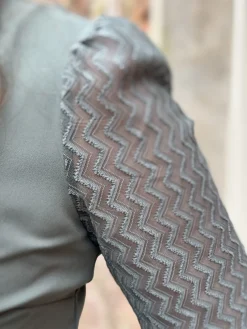 Blouse Mirthe travelstof balsam green