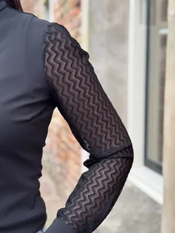 Blouse Mirthe travelstof black