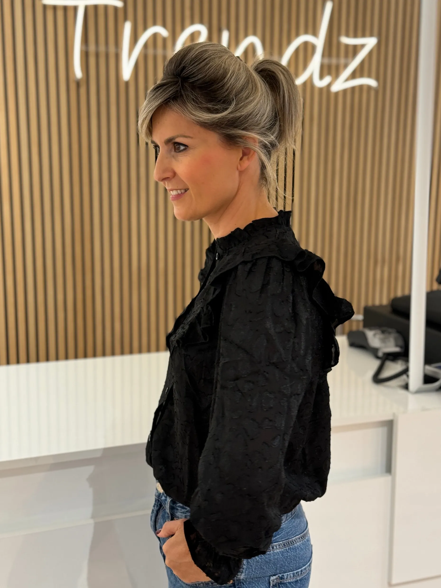Blouse Nikkie zwart