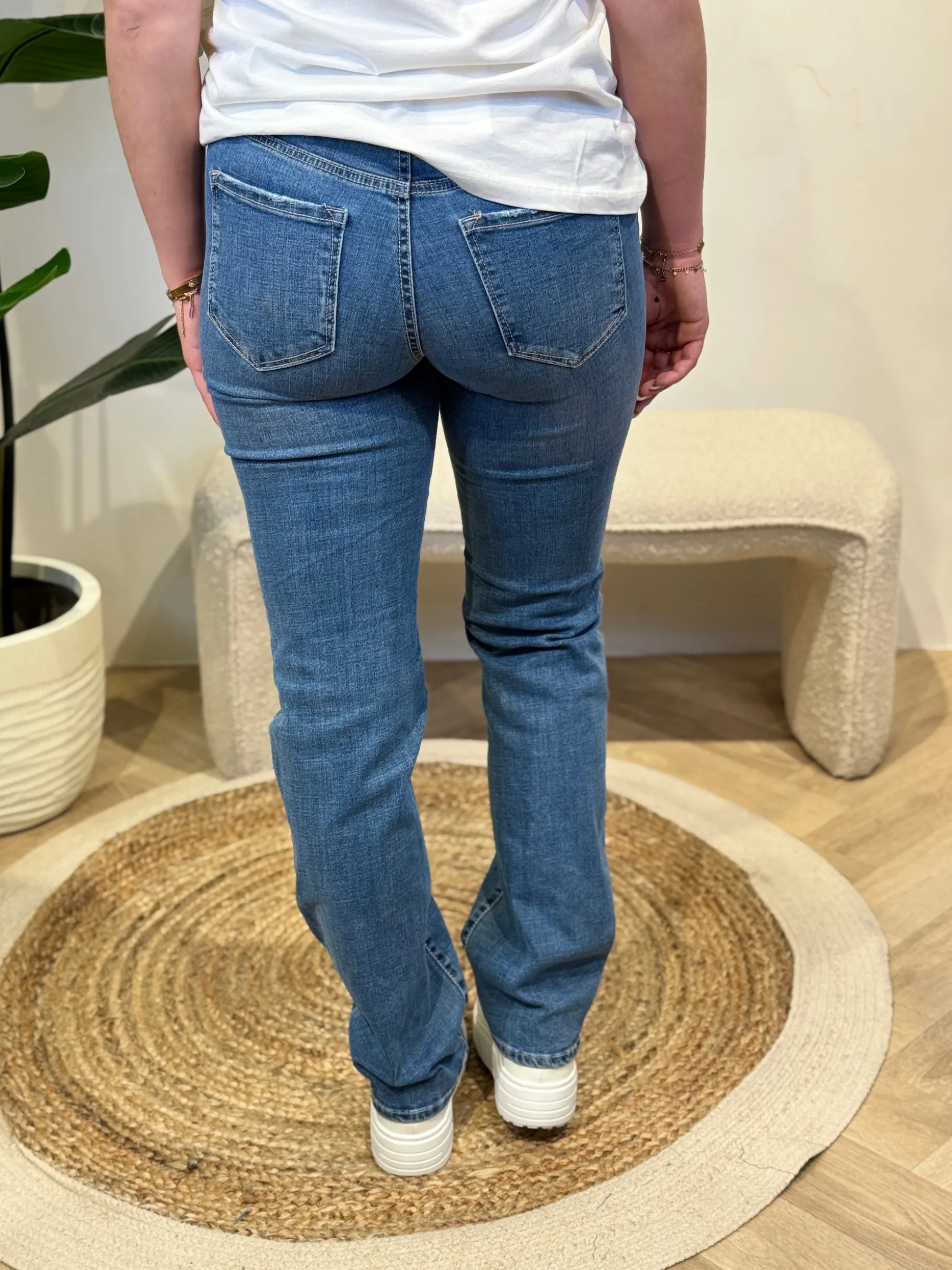 Jeans Flash straight medium blue (lengtemaat 34) – Vero Moda