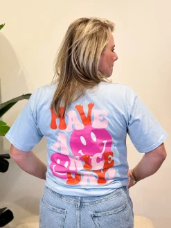 Shirtje Have a nice day lichtblauw