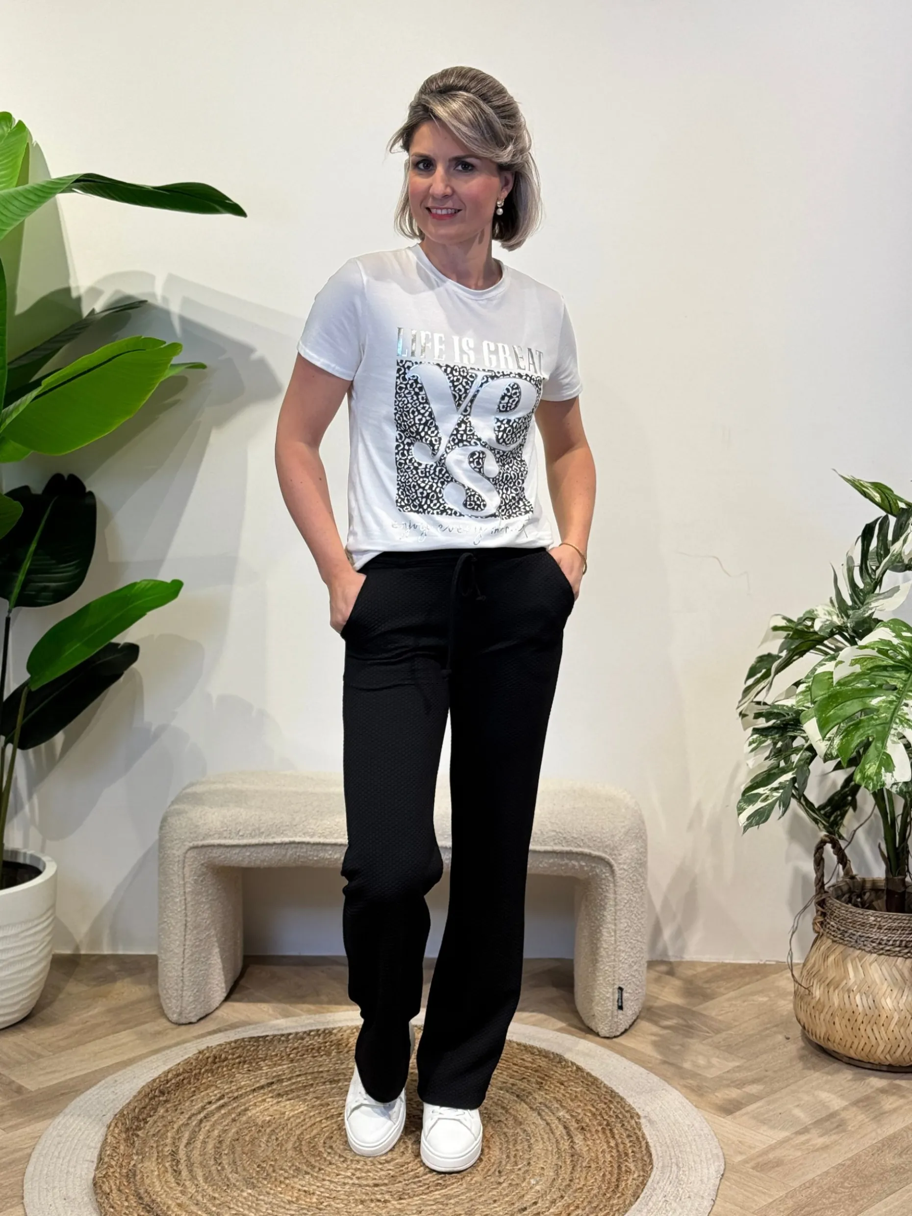 Shirtje Yes zwart