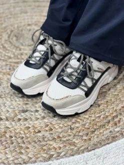 Sneakers beige with black