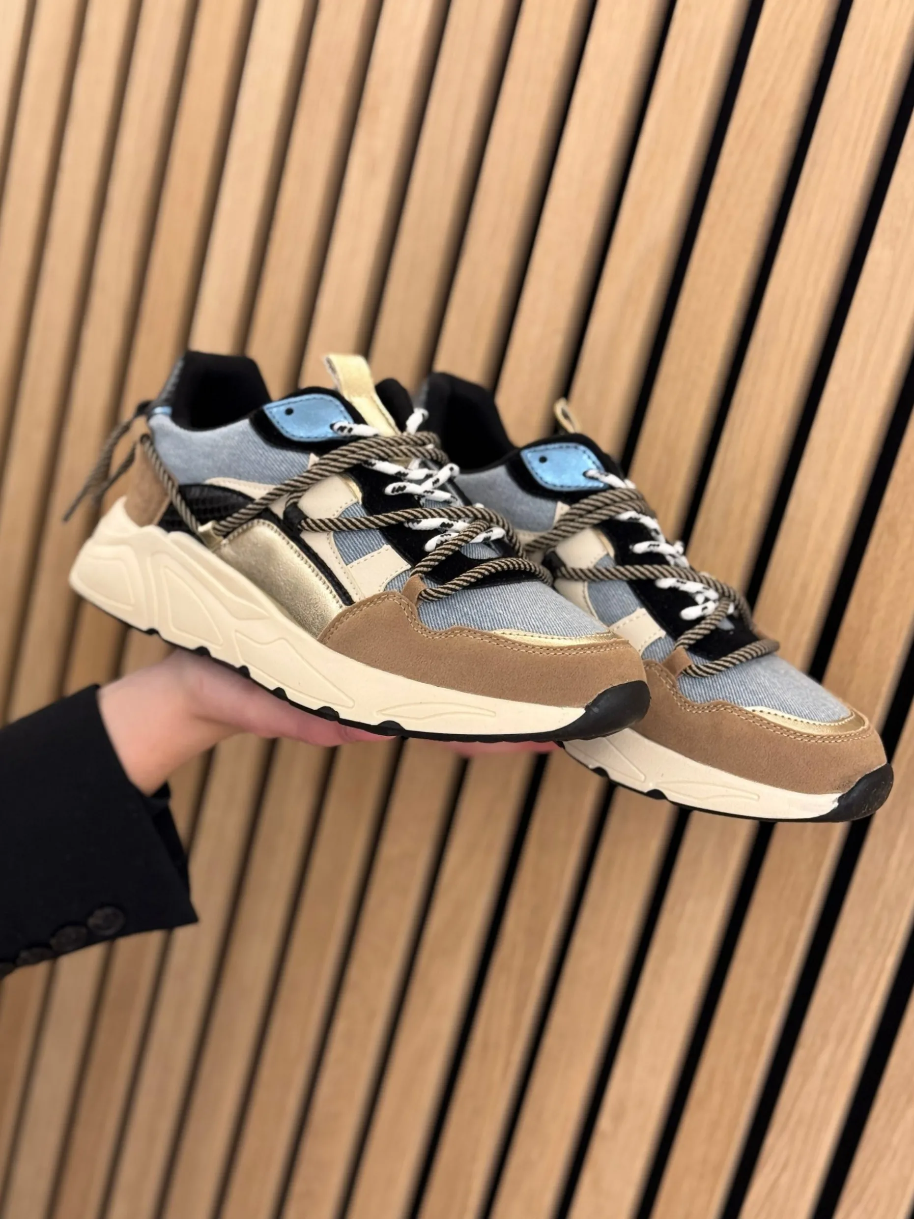 Sneakers denim with beige