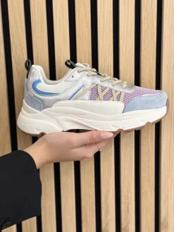 Sneakers white with combination