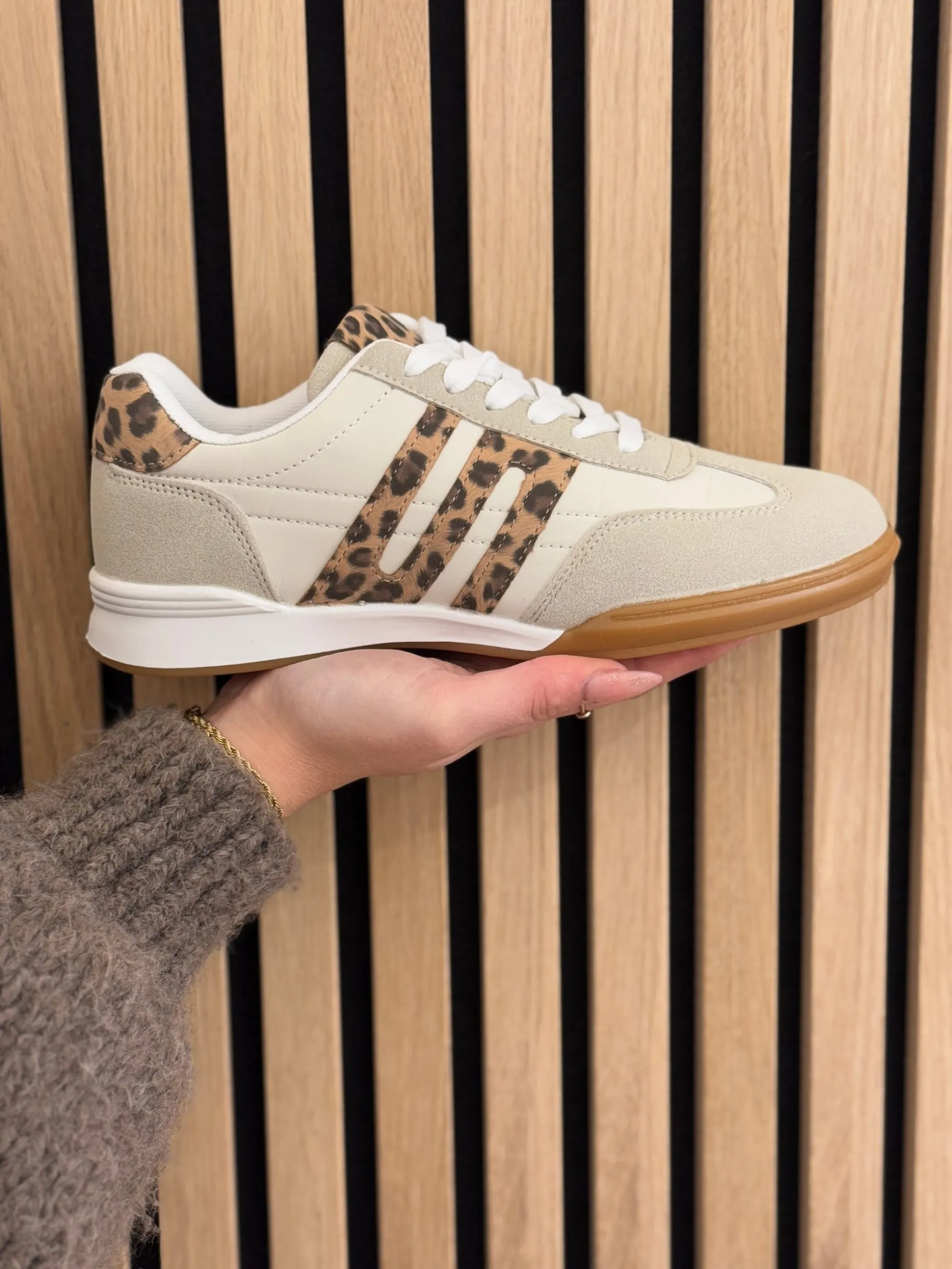 Sneakers Yara panter
