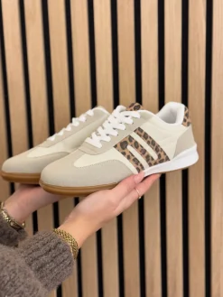 Sneakers Yara panter