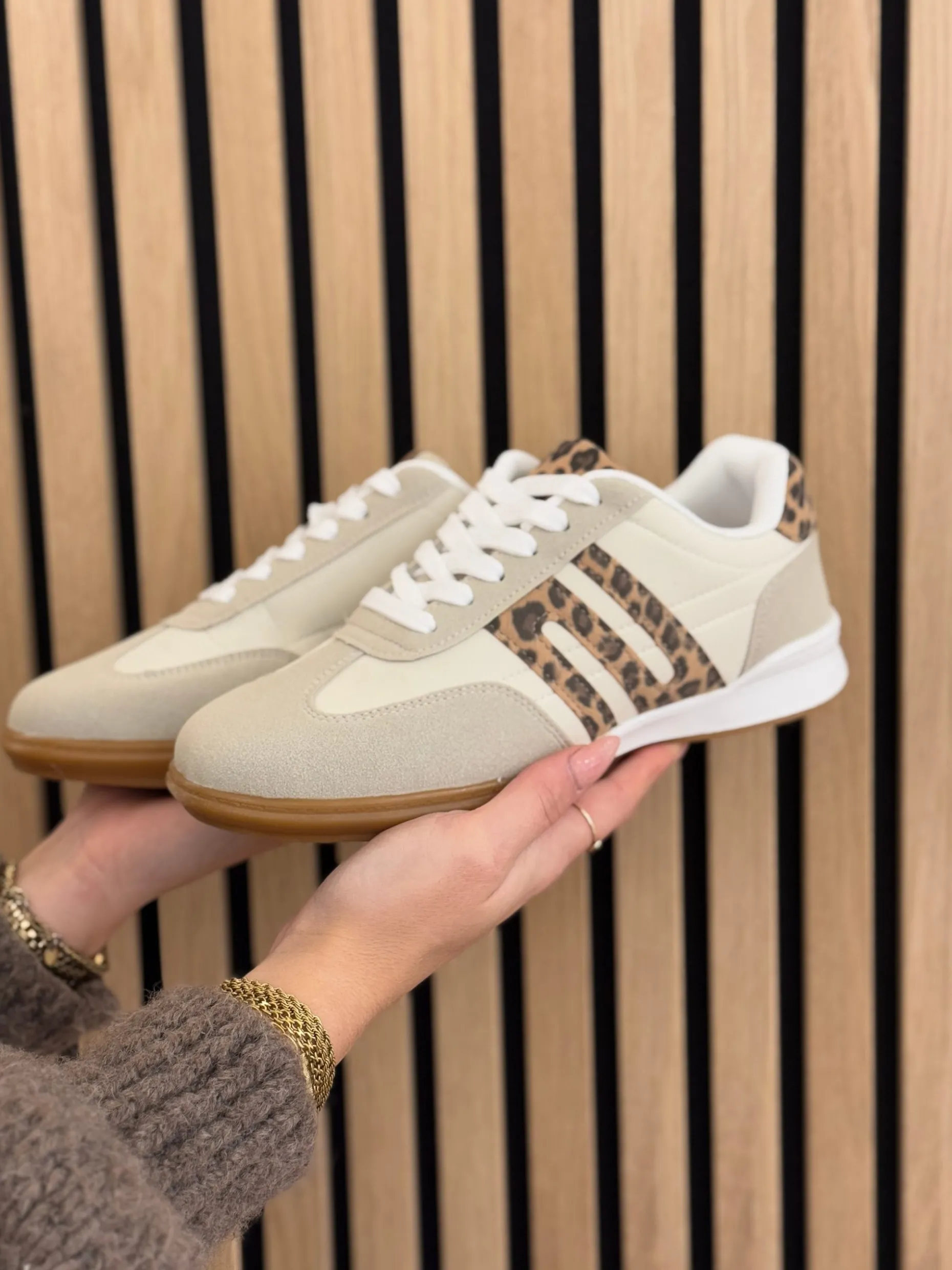 Sneakers Yara panter