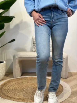 Straight jeans Hannah light blue lengte 30 – C.O.J.