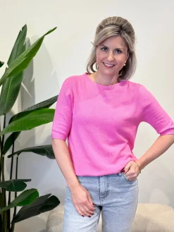 Truitje Naomi fuchsia