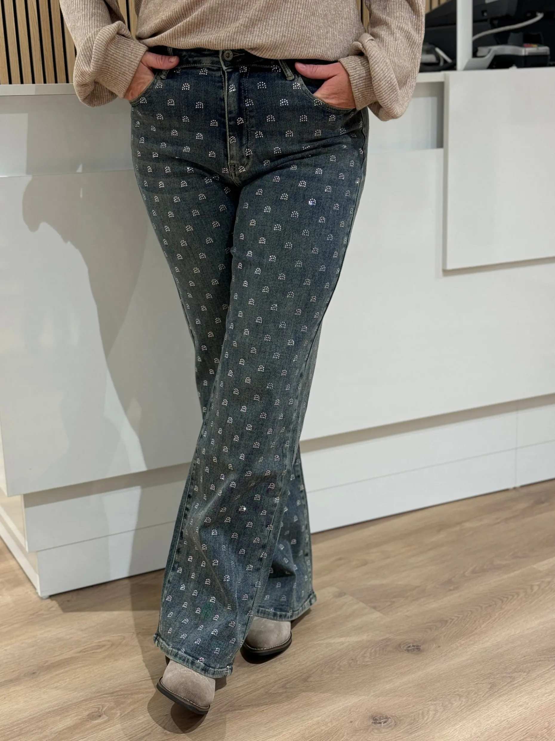 Wide leg jeans diamond