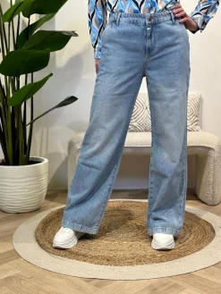 Wide leg Maxine light blue C.O.J lengte 34